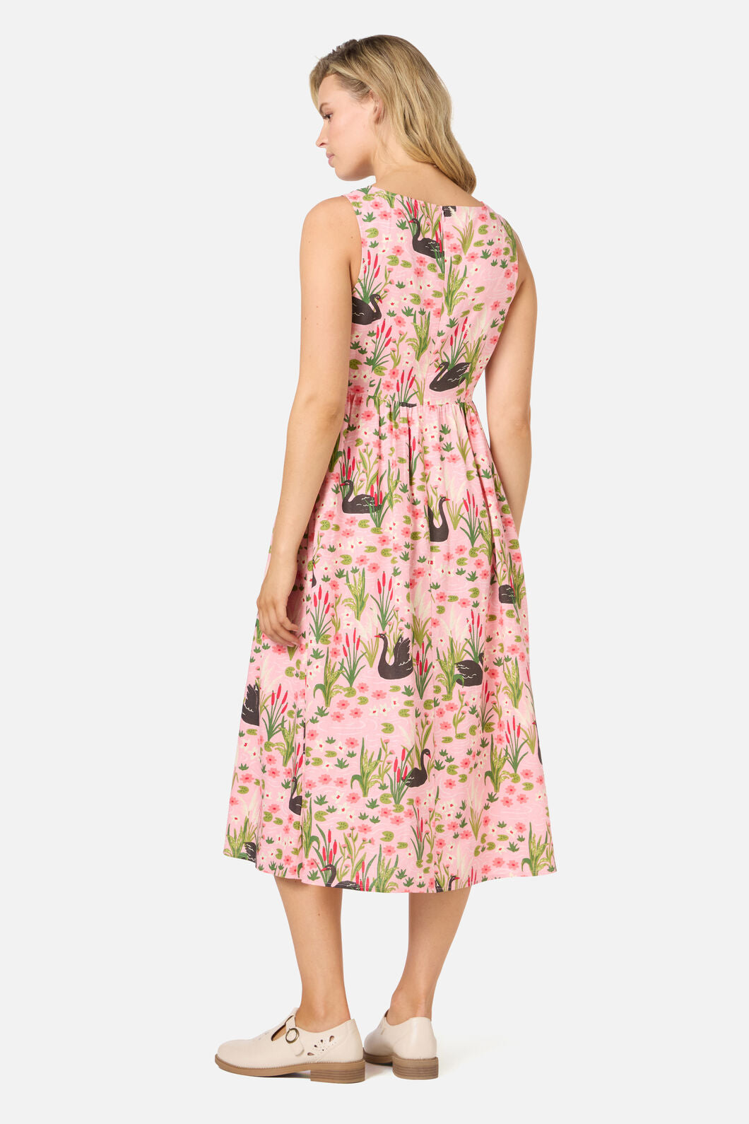 Princess Highway - Pretty Swan Midi Dress - pink
