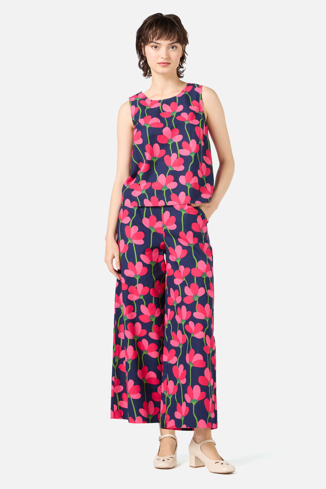 Princess Highway - Lulu Flower Shell Top - navy