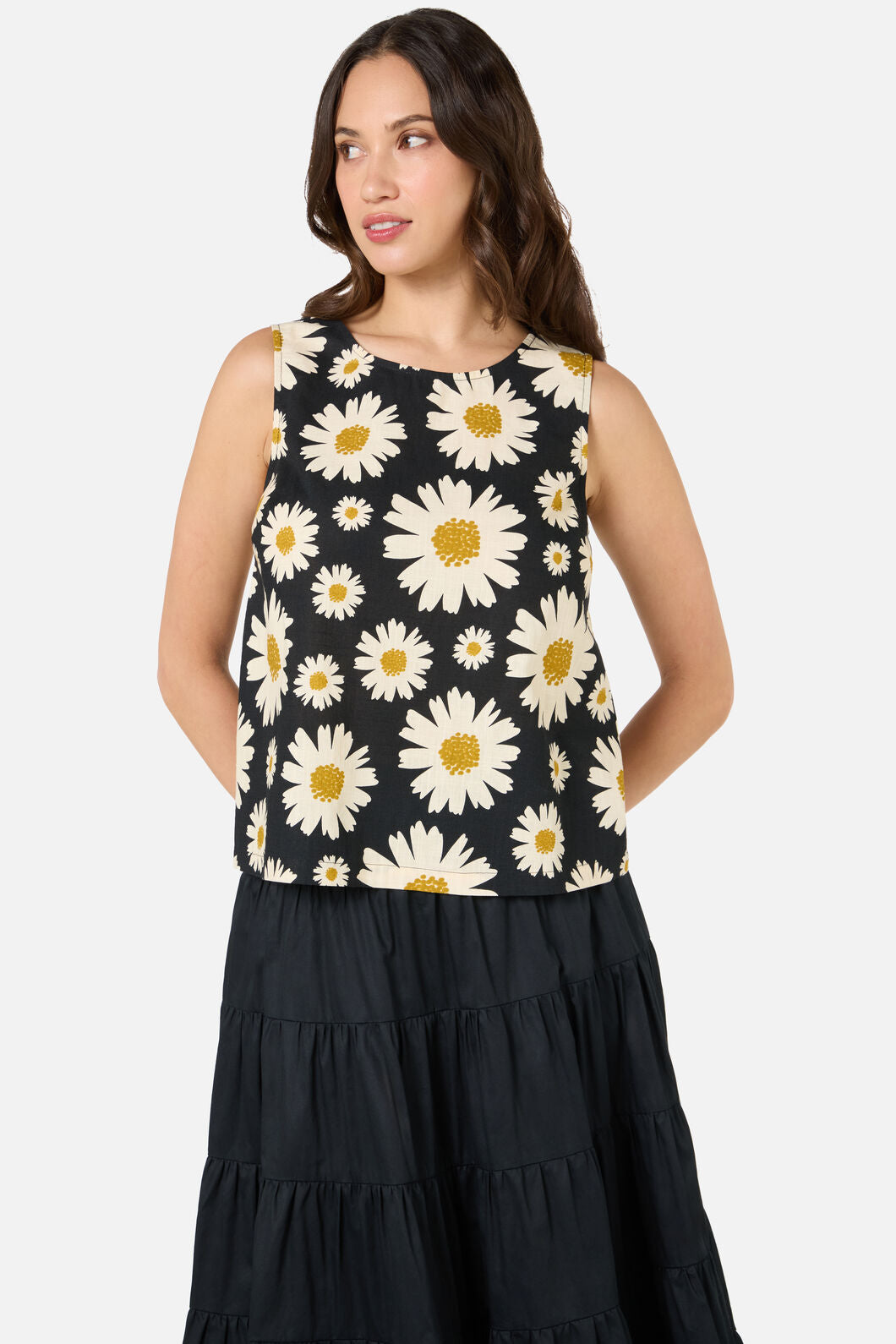 Princess Highway - 60'S Daisy Shell Top - black