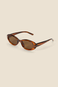 Princess Highway - Classic 90's Wide Side Sunglasses - tort