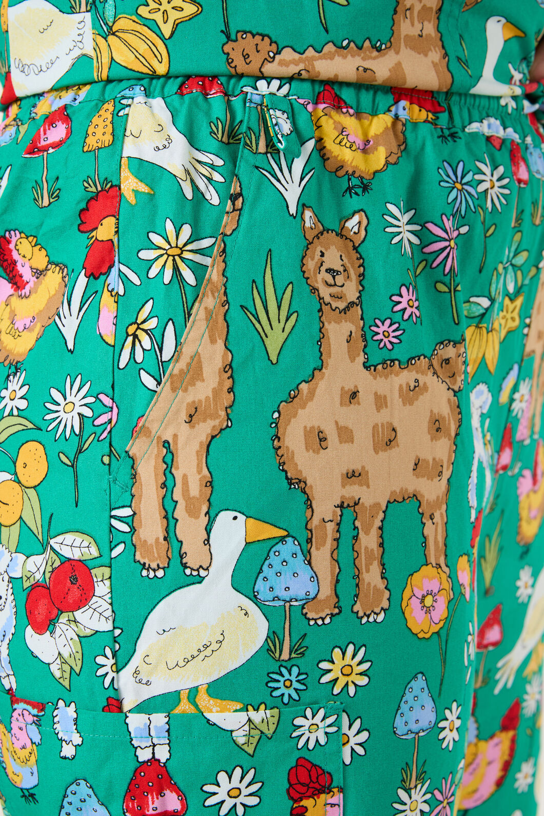 Princess Highway - FARM ANIMALS SCRUB SET - green