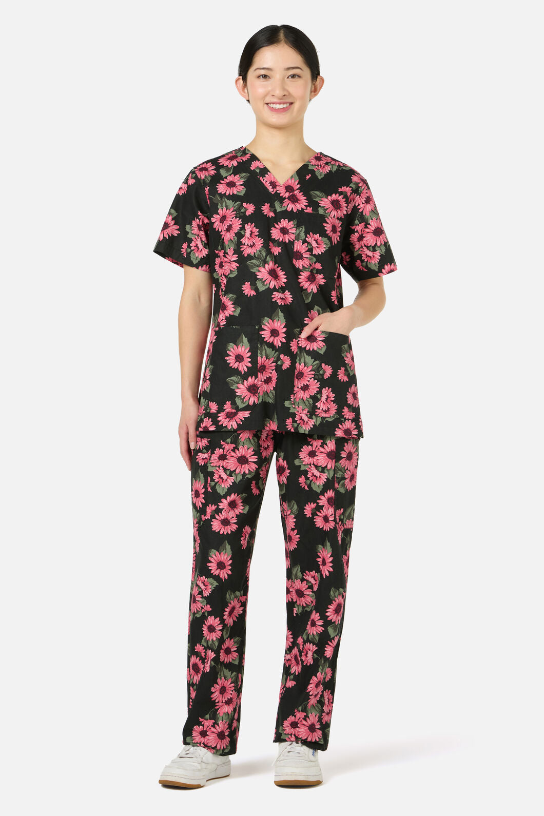 Princess Highway - Winter Daisy scrub set - green