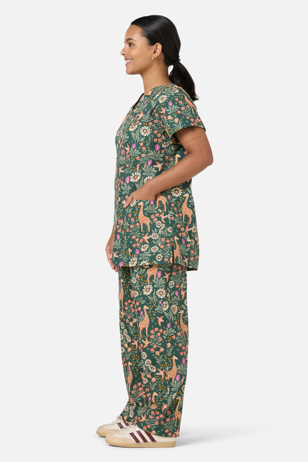 Princess Highway - Giraffe Scrub Set - green