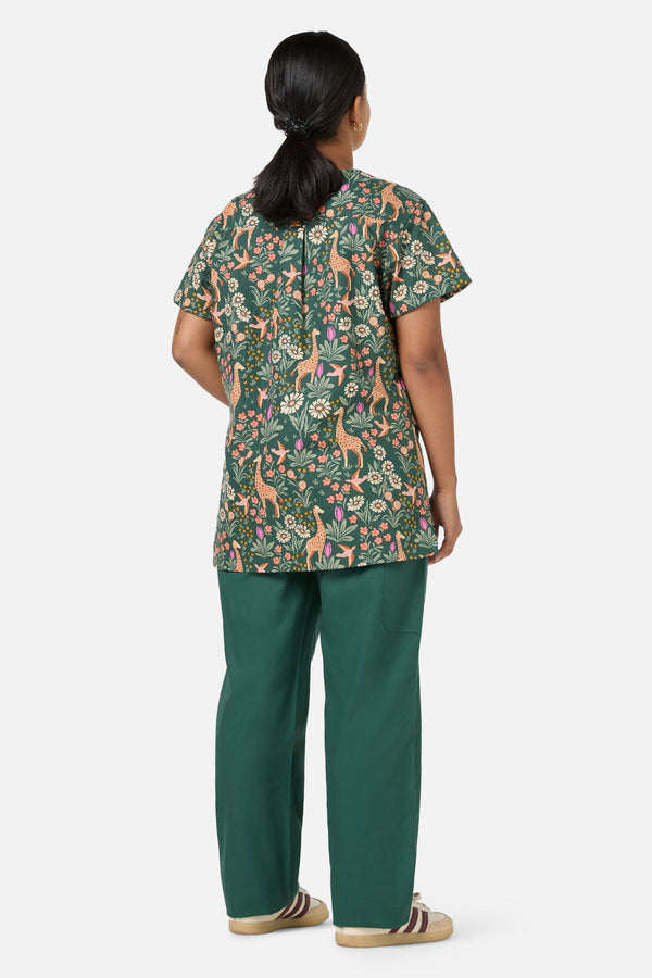 Princess Highway - Giraffe Top & Pant Scrub Set - green
