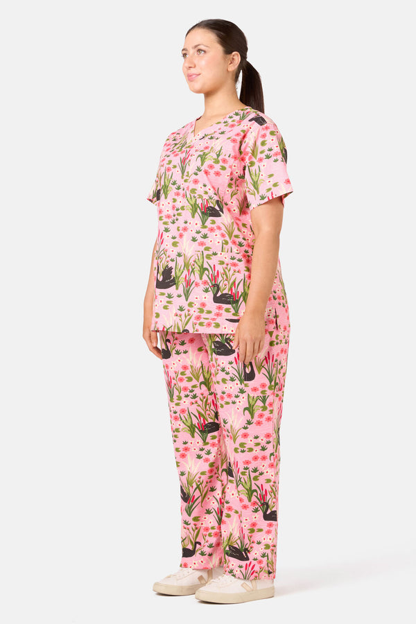 Princess Highway - Pretty Swans Scrub Set - pink